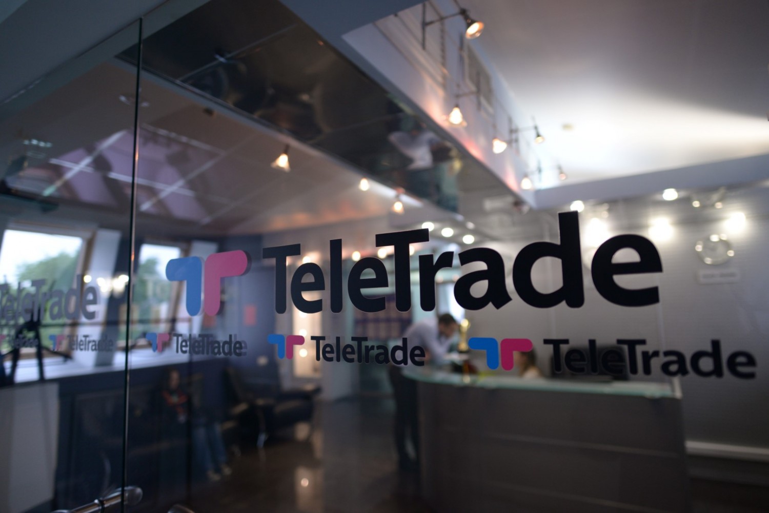 Форекс брокер TeleTrade: рыночное исполнение ордеров