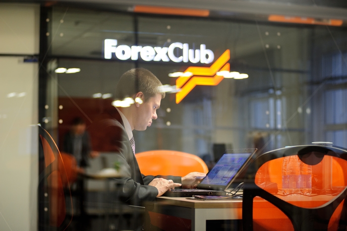 Брокер ForexClub перестал принимать клиентов из России